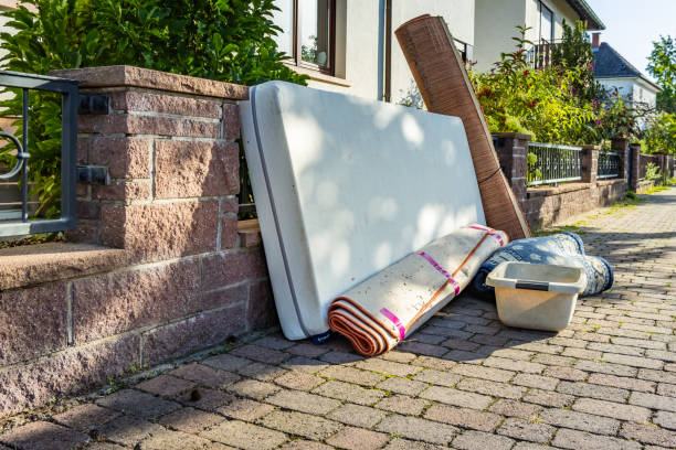 Best Estate Cleanout Services  in Menands, NY